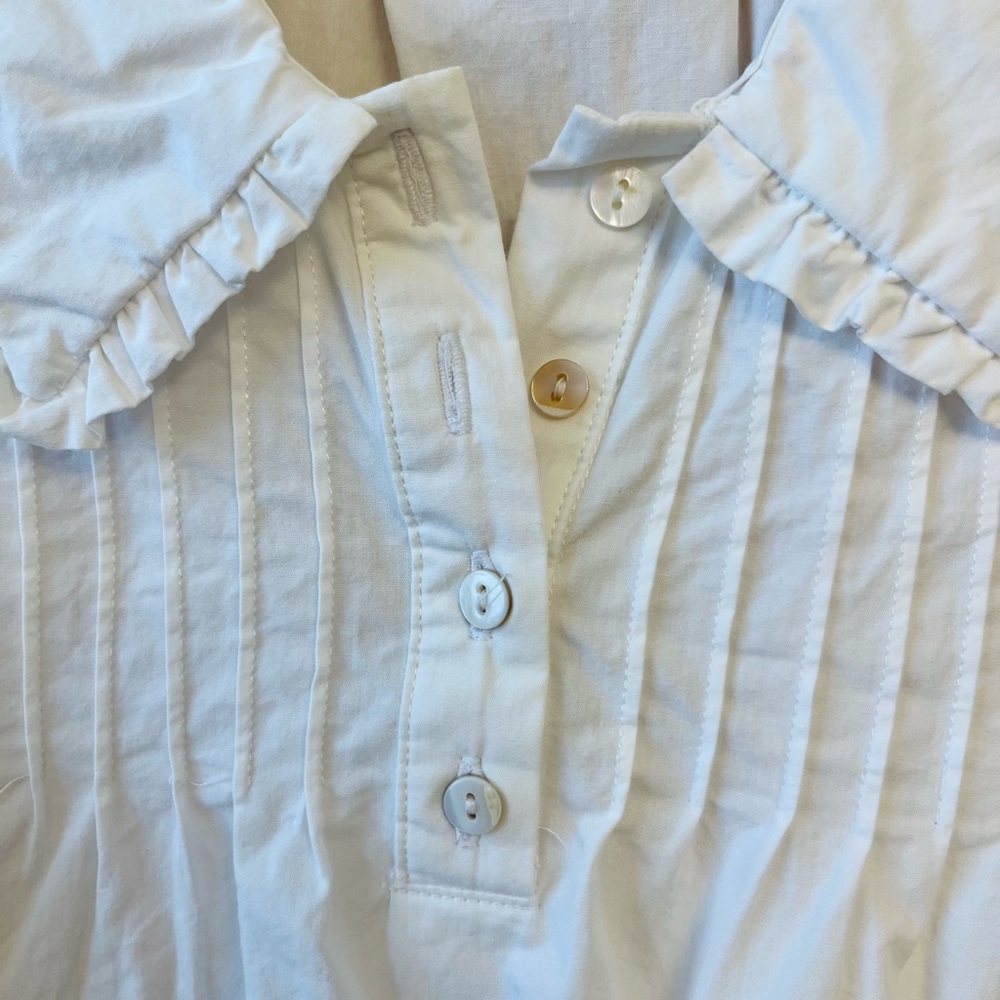 Altar’d State Peter Pan Collar White Ruffle Trim Eyelet Cotton Top - Size XS - Picture 7 of 12